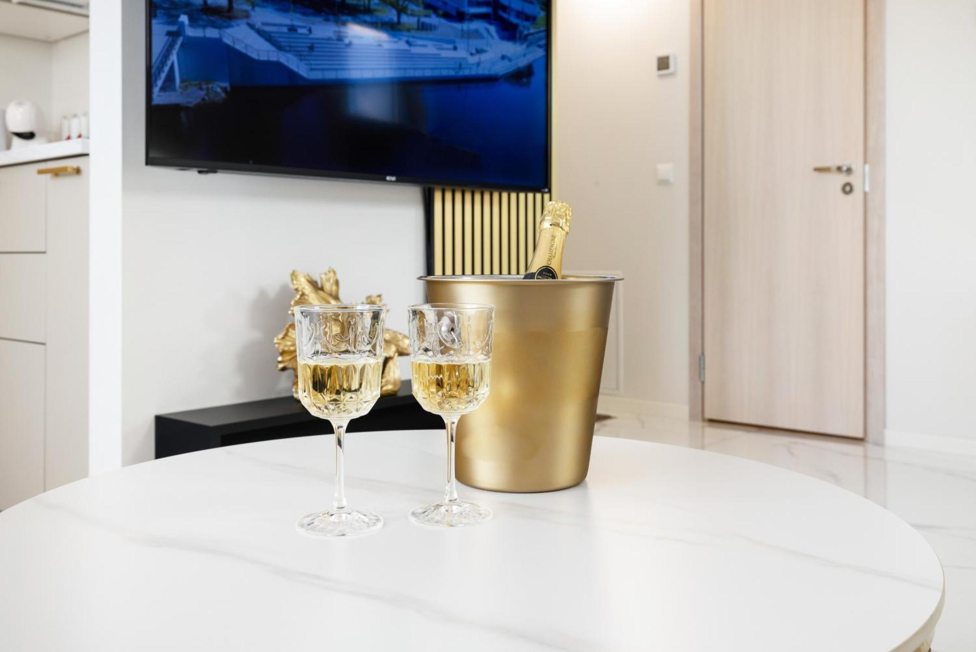 Fortune Apartments - River View, Contactless Tartu Eksteriør billede